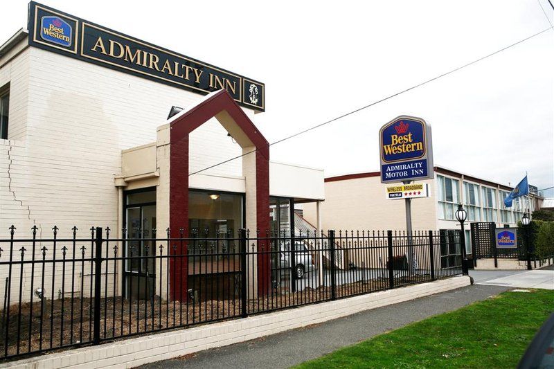 Admiralty Motel 3*